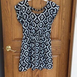 Black and White Geometric Pattern Dress
